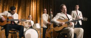 Django Reinhardt (Reda Kateb) und der Hot Club de France