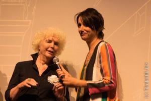 Fionnula Flanagan mit Sandrine Dumas