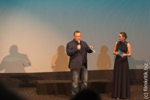 Mit dem Festivaldirektor Sascha Keilholz