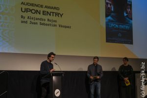 Das Publikum hatte auch einen Preis.Er geht an Upon Entry von Alejandro Rojas und Juan Sebastián Vásquez.