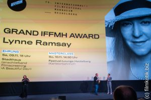 Mit einer Hommage an Lynne Ramsay ...