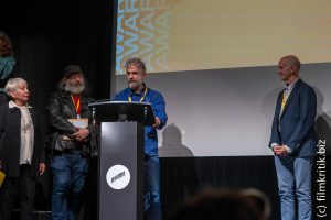 Der Fipresci-Preis ging an den Film Bring them down. Mit seinem Regisseur Christopher Andrews.